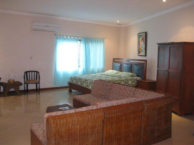 Red Tulip Hotel Angeles Luaran gambar